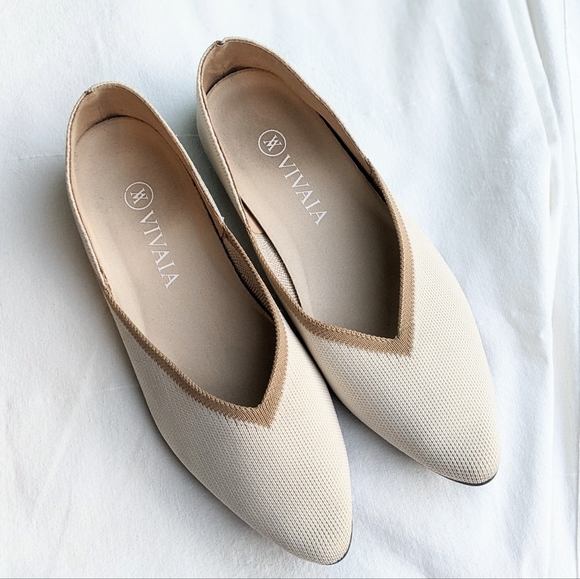Eco-Friendly! Vivaia Pointed Toe V-Cut Flats - Picture 6 of 13